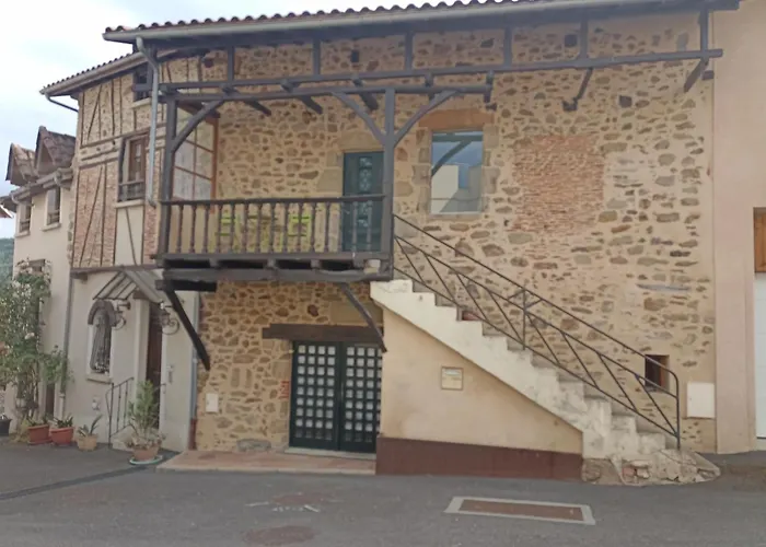 Le Coustalou Гостевой дом